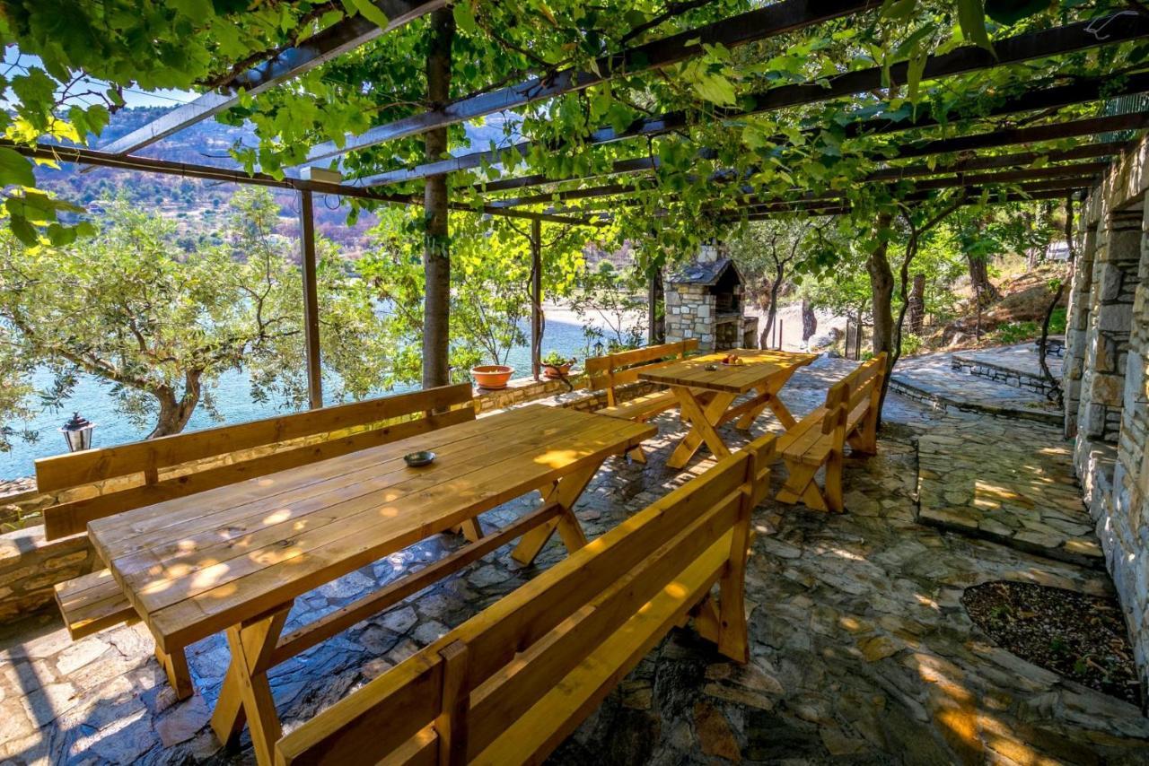 Petra Mare Apartments Alikí 外观 照片